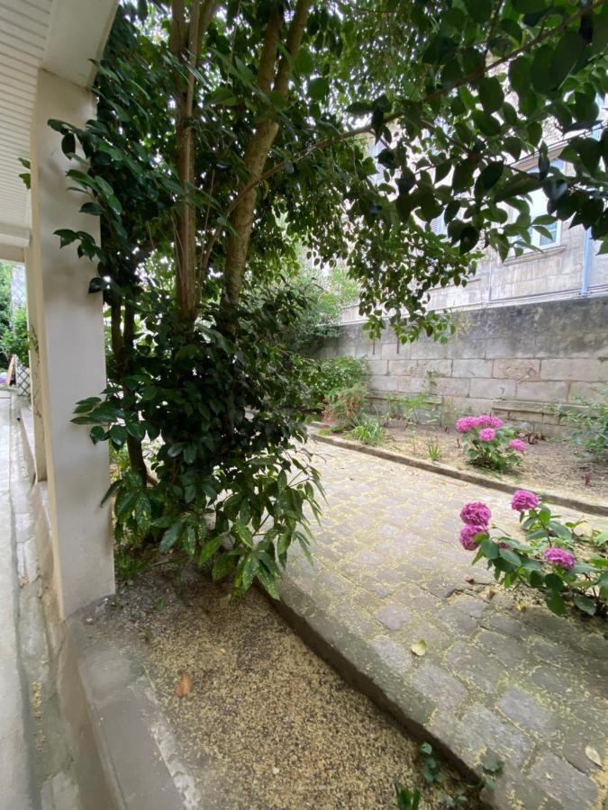 Le Chanzy Proche Des Thermes Et De La Gare Rochefort  Luaran gambar